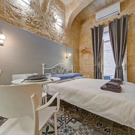 31 Sally Port Valletta