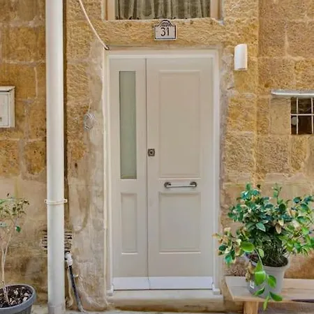 31 Sally Port Apartment
