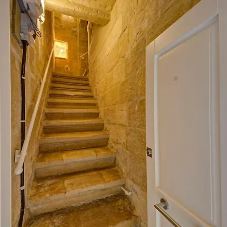 31 Sally Port